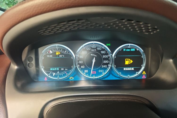 捷豹XJ 2014款 XJL 2.0T 两驱典雅商务版中控内饰14