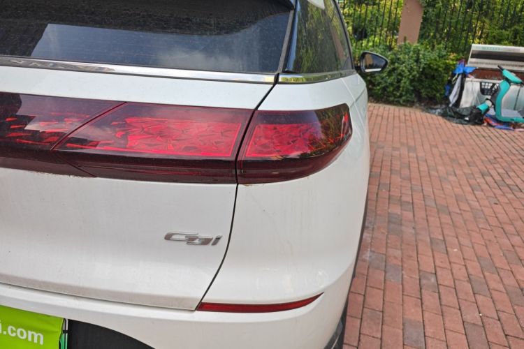 小鹏G3 2022款 G3i 460G+车身外观6006