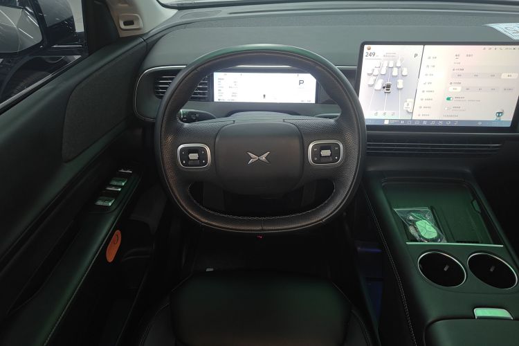 小鹏G6 2024款 580 长续航 Plus中控内饰13