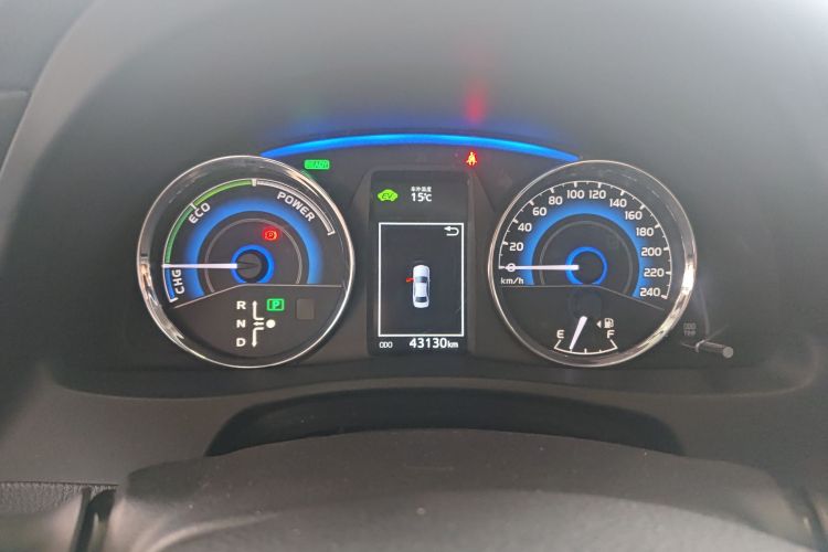 丰田 卡罗拉 2017款 改款双擎 1.8L E-CVT精英版中控内饰14