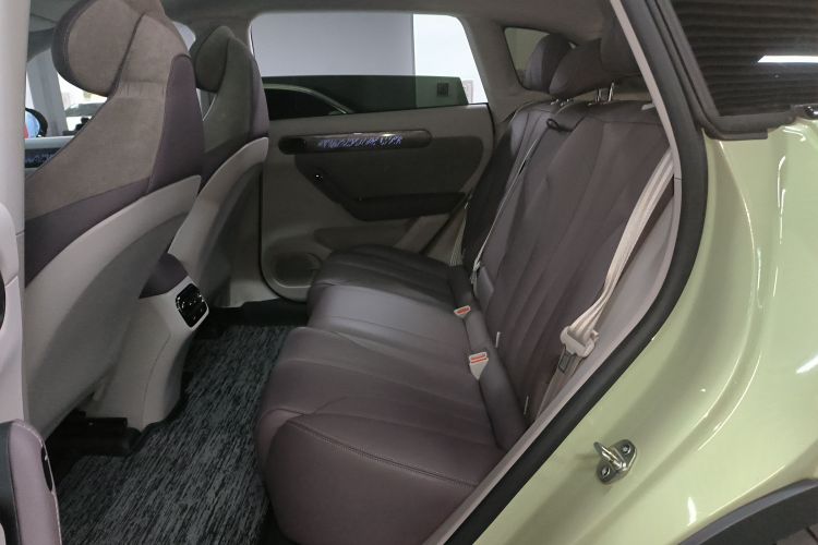 零跑汽车 零跑C11 2021款 改款 豪华版中控内饰7004