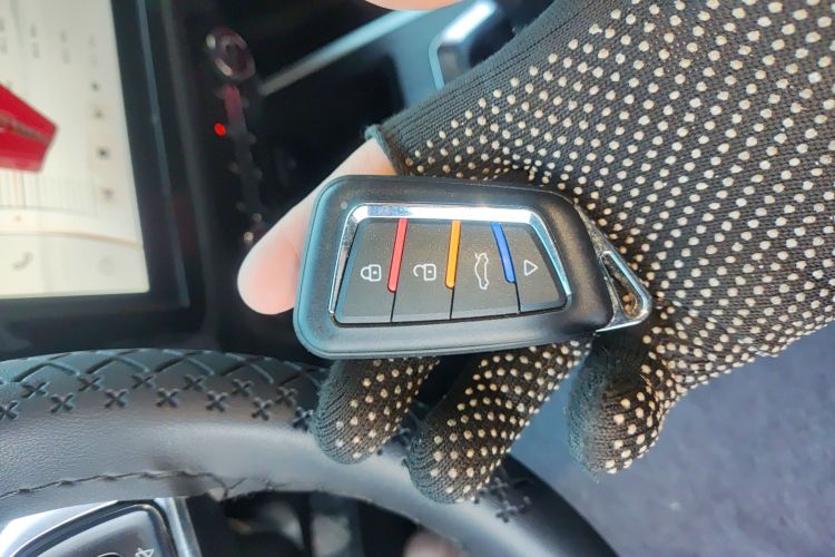 奇瑞 瑞虎5x 2019款 HERO 1.5L 手动时尚版中控内饰11