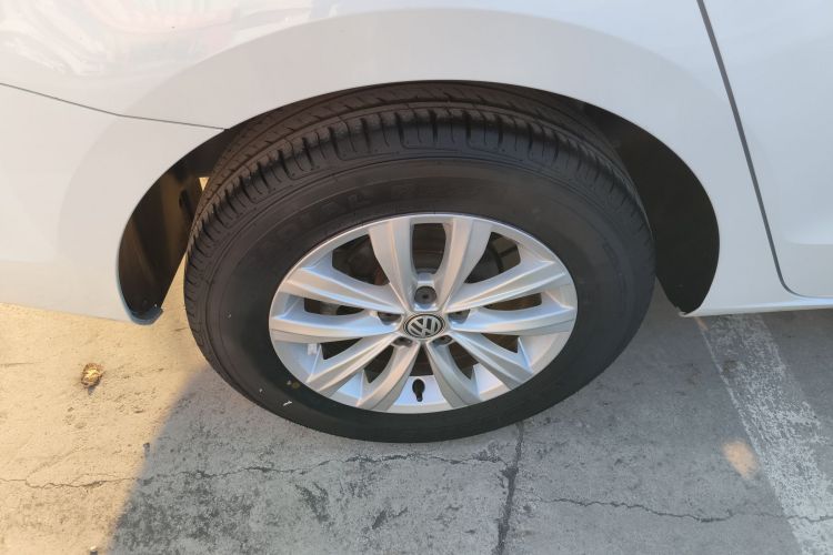 大众 宝来 2016款 1.6L 手动时尚型车身外观6003