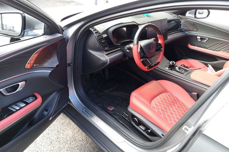 比亚迪 汉 2020款 EV 四驱高性能版旗舰型中控内饰20