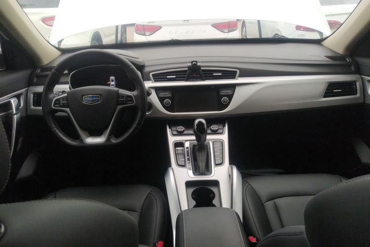 吉利汽车 博越 2016款 1.8TD 自动四驱智慧型中控内饰12