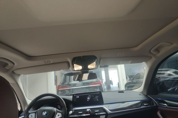 宝马5系 2021款 525Li 豪华套装中控内饰22