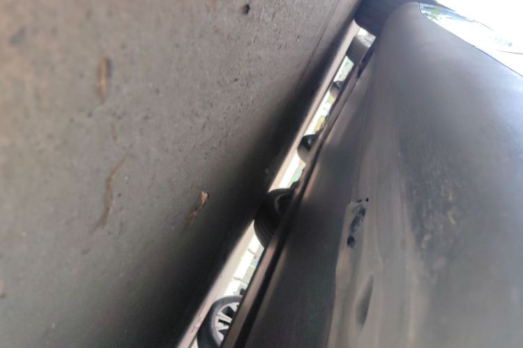 特斯拉 Model Y 2023款 长续航全轮驱动版局部细节9002