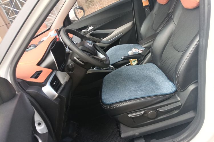 宝骏510 2017款 1.5L 自动时尚型中控内饰19