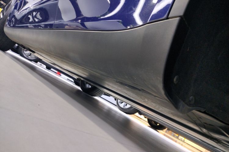 特斯拉 Model Y 2022款 长续航全轮驱动版局部细节9002