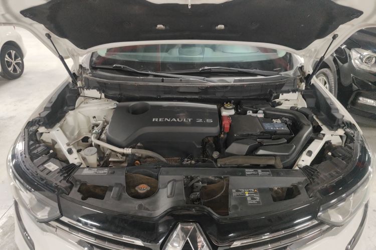 雷诺 科雷傲 2017款 2.5L 四驱尊贵版机舱底盘24