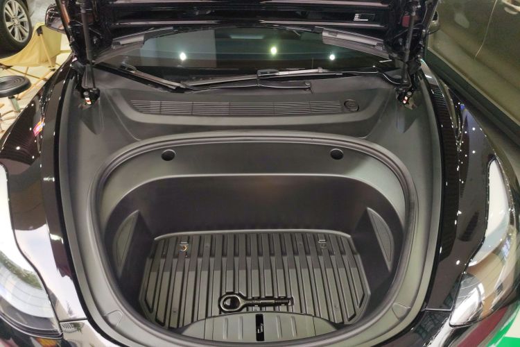 特斯拉 Model 3 2022款 后轮驱动版局部细节24