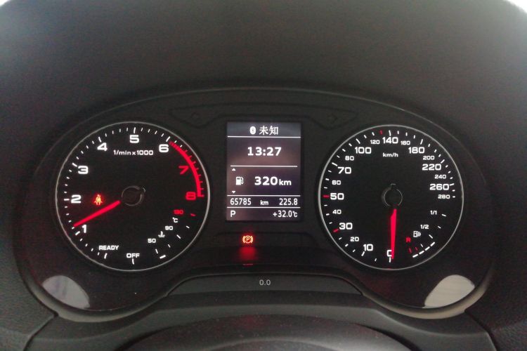 奥迪A3 2019款 Sportback 35 TFSI 进取型 国V中控内饰14