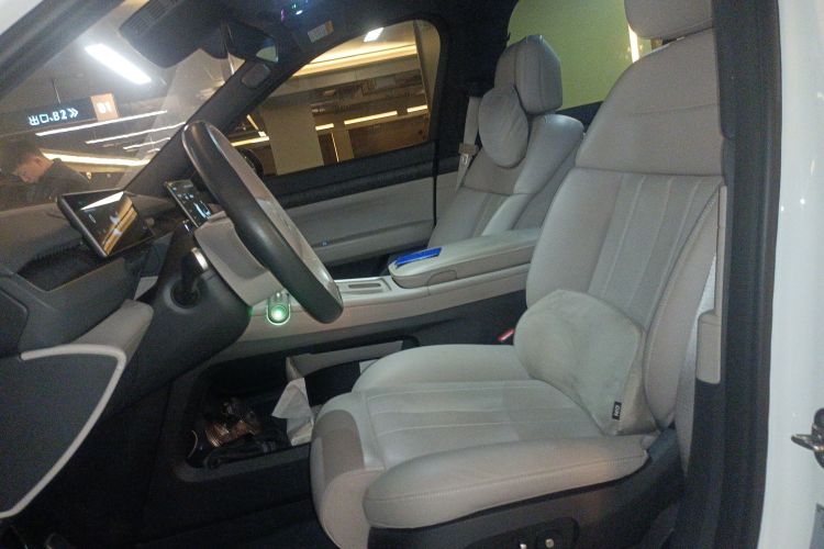 蔚来ES8 2023款 75kWh 行政版局部细节19