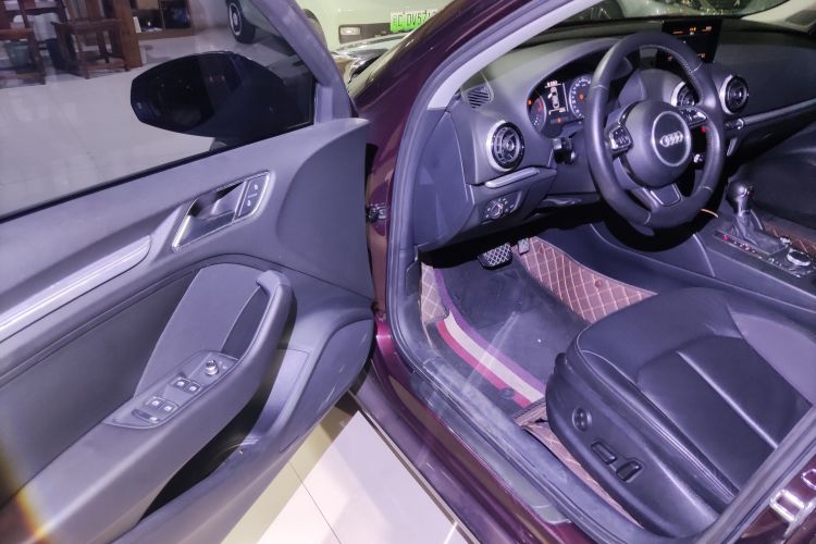 奥迪A3 2015款 Limousine 35 TFSI 百万纪念舒享型中控内饰20