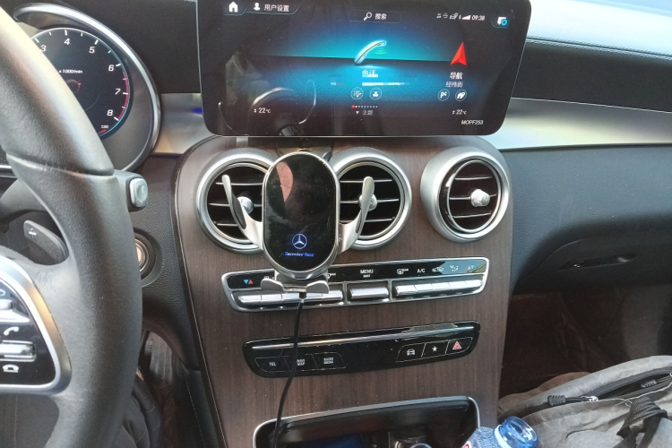 奔驰GLC 2021款 GLC 300 L 4MATIC 动感型中控内饰16