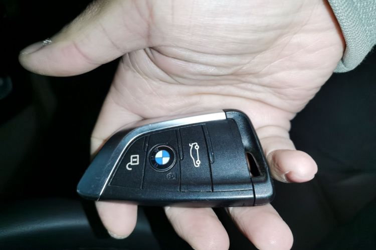 宝马X1 2018款 sDrive18Li 尊享型中控内饰11