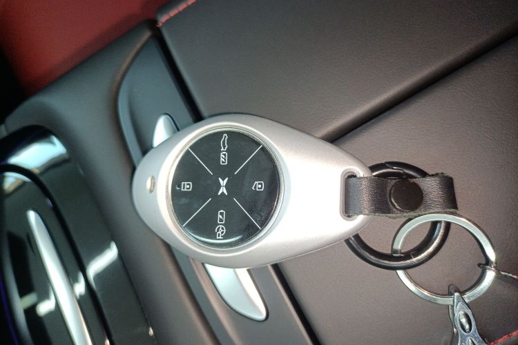 小鹏P7 2020款 670N中控内饰11