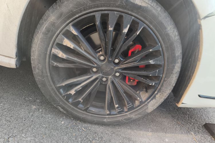 东风风神 奕炫MAX 2021款 1.5T 超酷潮爸版车身外观10