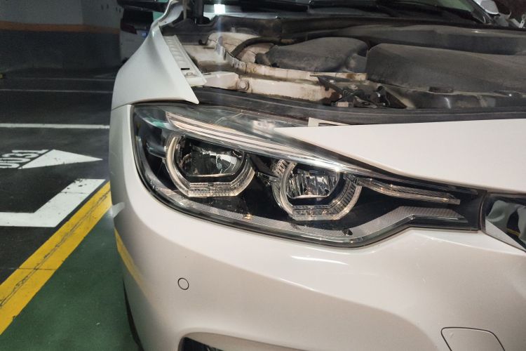 宝马3系 2018款 320Li 领先型M运动套装车身外观6006