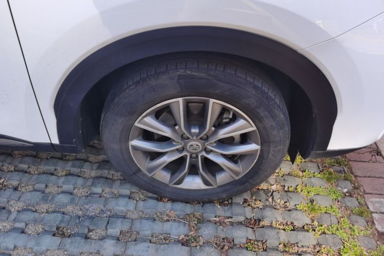 名爵HS 2019款 20T 自动两驱豪华版 国VI车身外观10