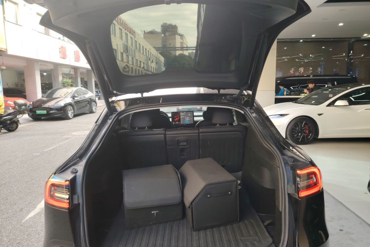 特斯拉 Model Y 2022款 改款 后轮驱动版局部细节23