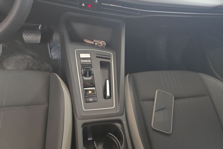 大众 高尔夫 2021款 280TSI DSG Pro 首发版中控内饰7002