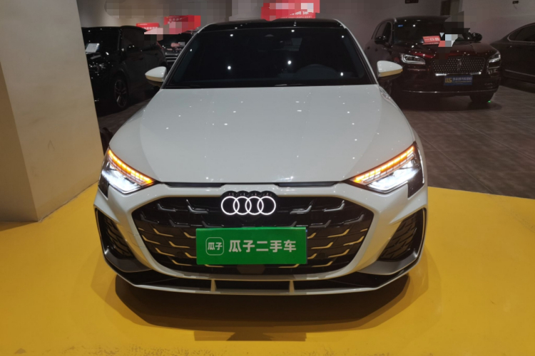 奥迪A3 2025款 Sportback 35TFSI 飞驰尊享型车身外观6001