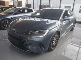 比亚迪 海豹07 DM-i 2025款 智驾版 DM-i 1.5L 125km 尊贵型