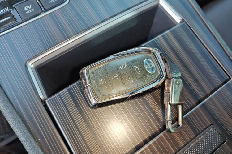 丰田 赛那SIENNA 2021款 2.5L混动 铂金版中控内饰11