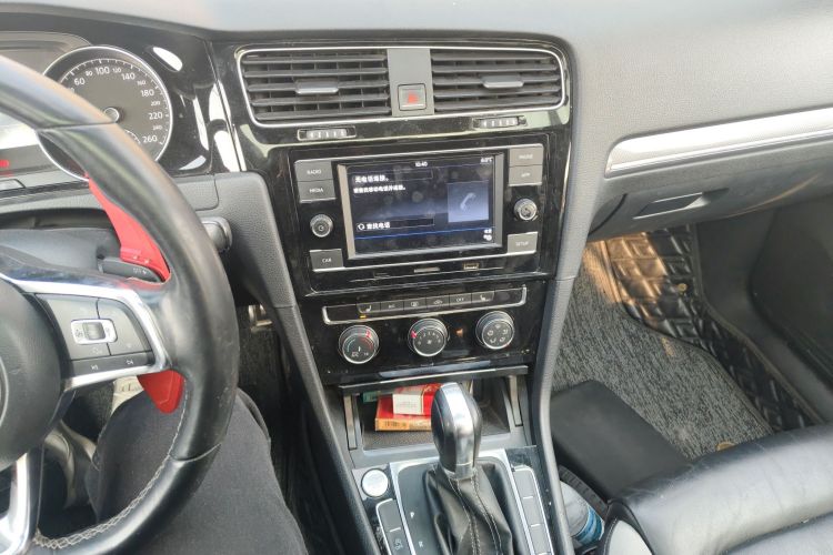 大众 高尔夫 2018款 280TSI 自动R-Line型中控内饰16