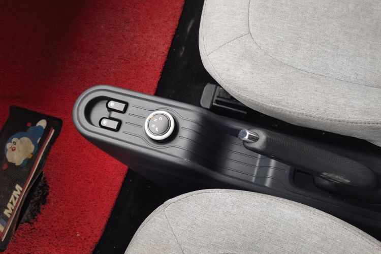 五菱汽车 宏光MINIEV 2022款 马卡龙臻享款 磷酸铁锂中控内饰18