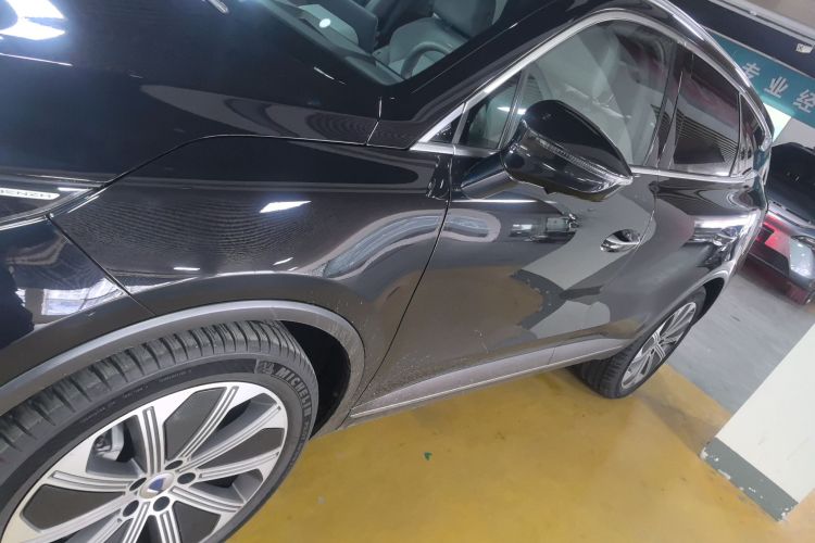 腾势N8 2023款 四驱超混旗舰七座版车身外观6003