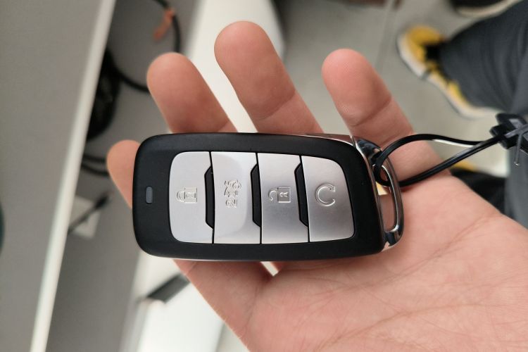 长安CS85 COUPE 2019款 1.5T DCT型版 国VI中控内饰11