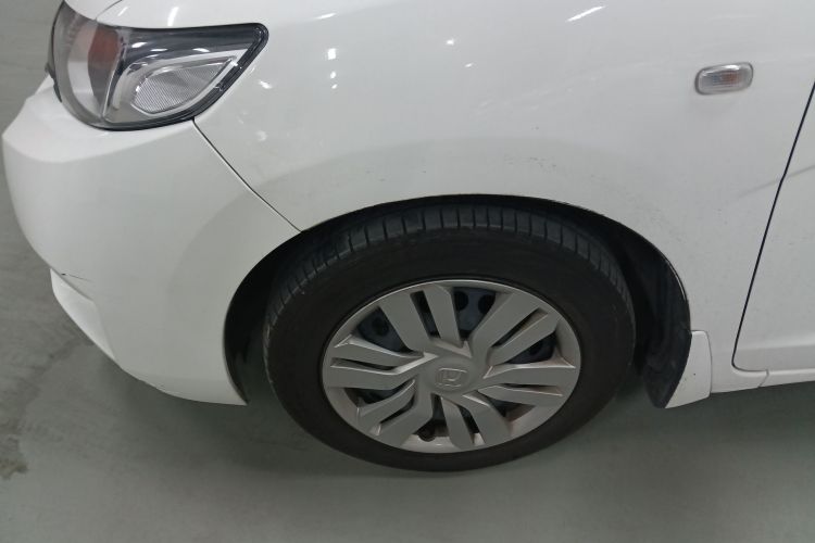 本田 飞度 2016款 1.5L LXS CVT舒适天窗版车身外观6007