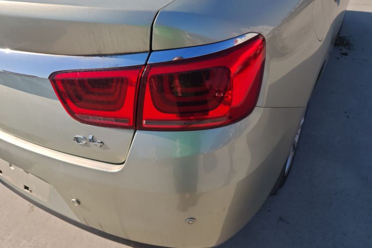 雪铁龙 C4世嘉 2016款 1.6L 自动舒适型车身外观6005