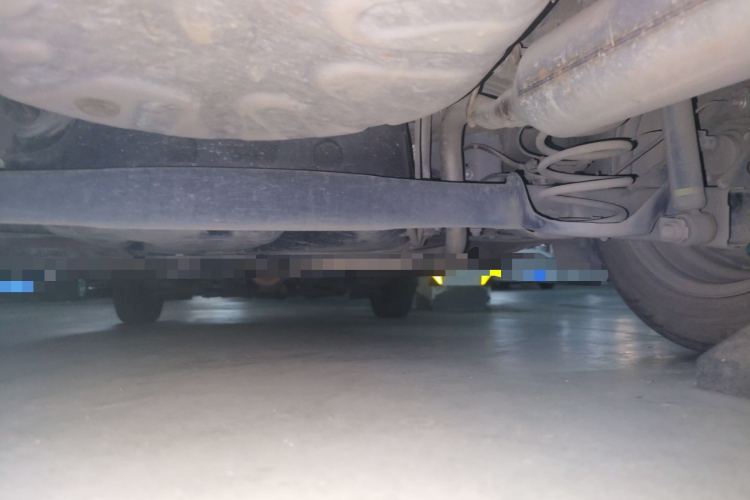 丰田 YARiS L 致炫 2016款 改款 1.5E CVT魅动版局部细节9006