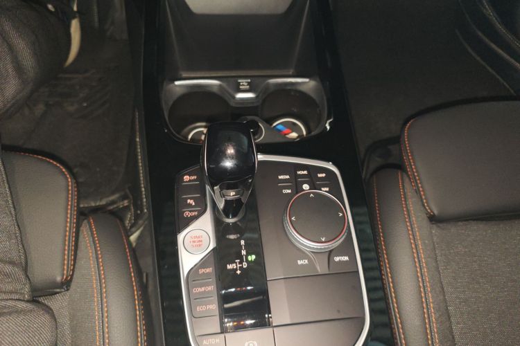 宝马2系(进口) 2021款 225i 四门轿跑车 M运动套装中控内饰18