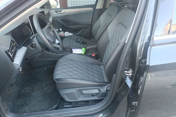 大众 速腾 2024款 300TSI DSG超越版中控内饰19