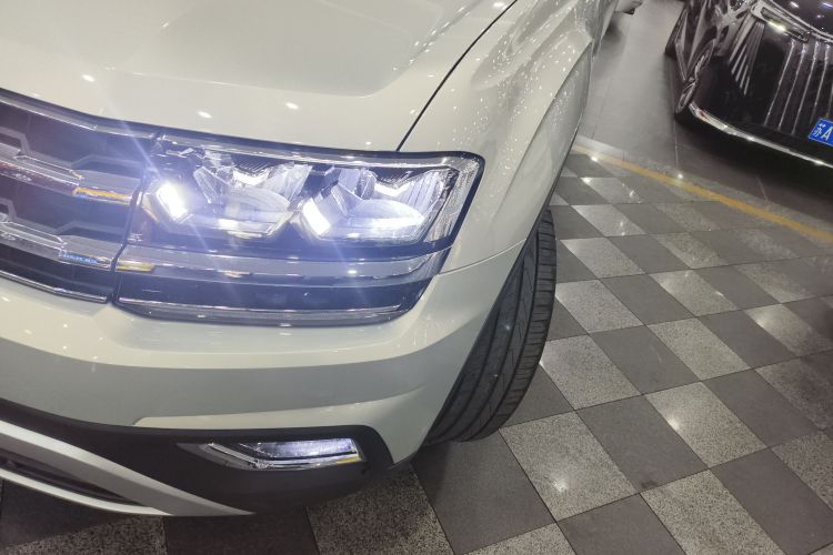 大众 途昂 2019款 330TSI 两驱豪华版 国V局部细节36