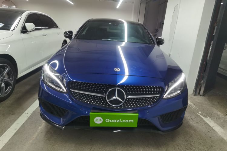 奔驰C级(进口) 2018款 C 200 轿跑车车身外观2