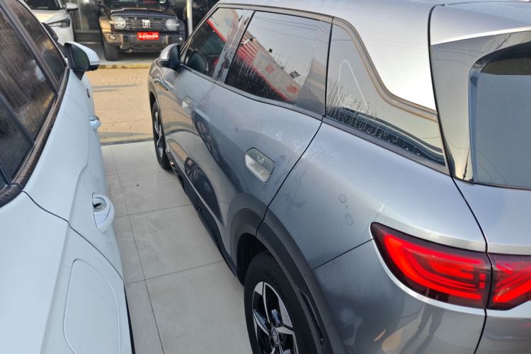 比亚迪 元UP 2024款 301KM 领先型车身外观6003