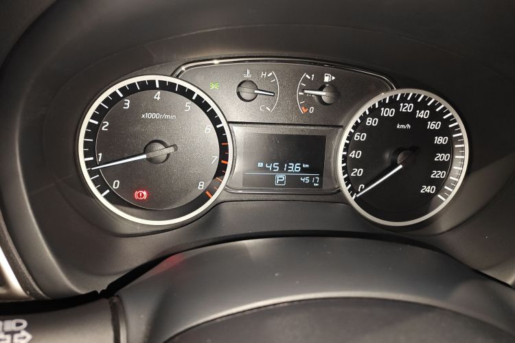 日产 轩逸 2024款 改款三 经典 1.6XE CVT舒适版中控内饰14