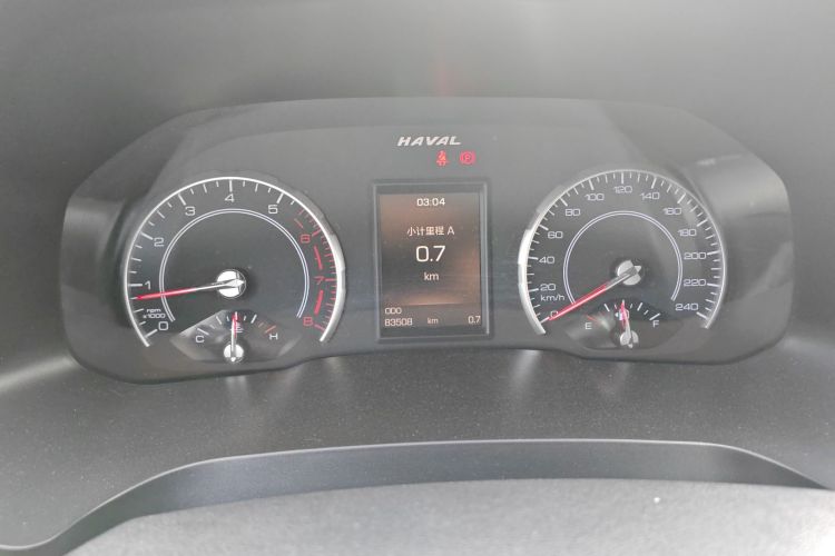 哈弗H2s 2017款 红标 1.5T 手动精英型中控内饰14