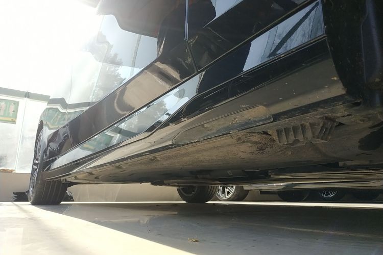 宝马5系 2024款 525Li M运动套装局部细节9001