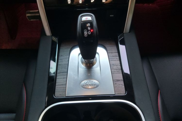 路虎 发现运动版 2023款 249PS R-Dynamic SE 性能科技版中控内饰18