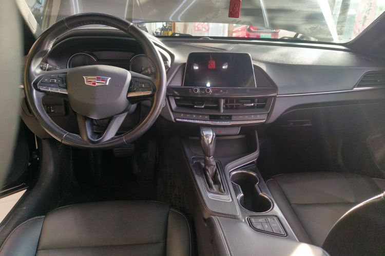 凯迪拉克CT4 2021款 28T 风尚型中控内饰12