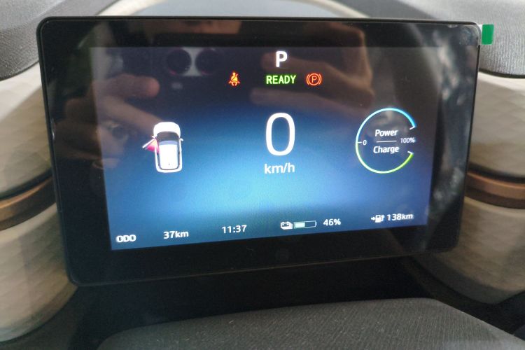 江淮钇为 钇为花仙子 2024款 挚爱版 301km Air中控内饰14