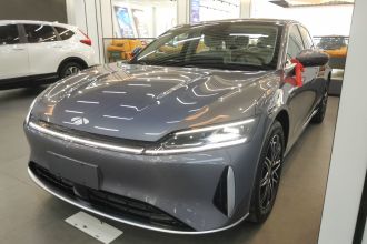 奇瑞风云 风云A9L 2025款 260超长续航尊贵版