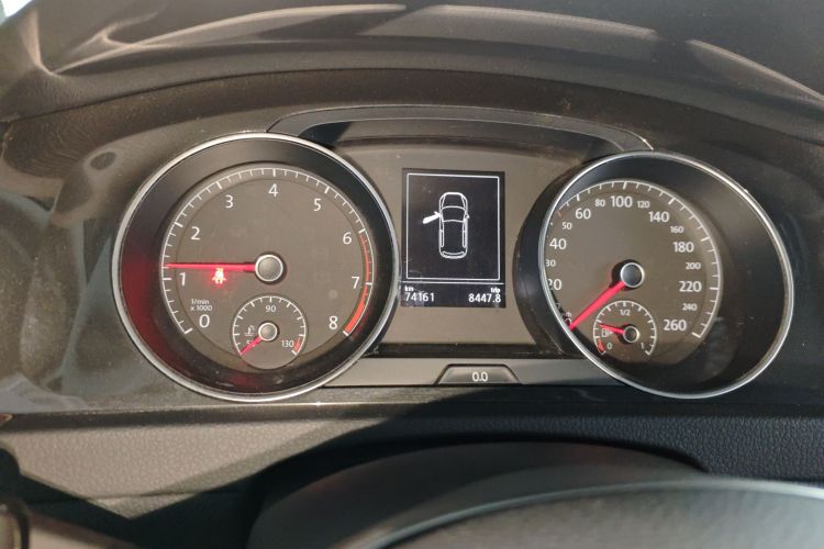 大众 高尔夫 2020款 挚爱版 200TSI DSG舒适型进取版中控内饰14