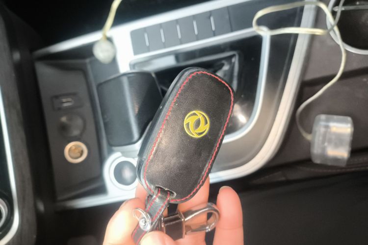 东风风行 景逸X5 2017款 1.6L CVT尊享型中控内饰11